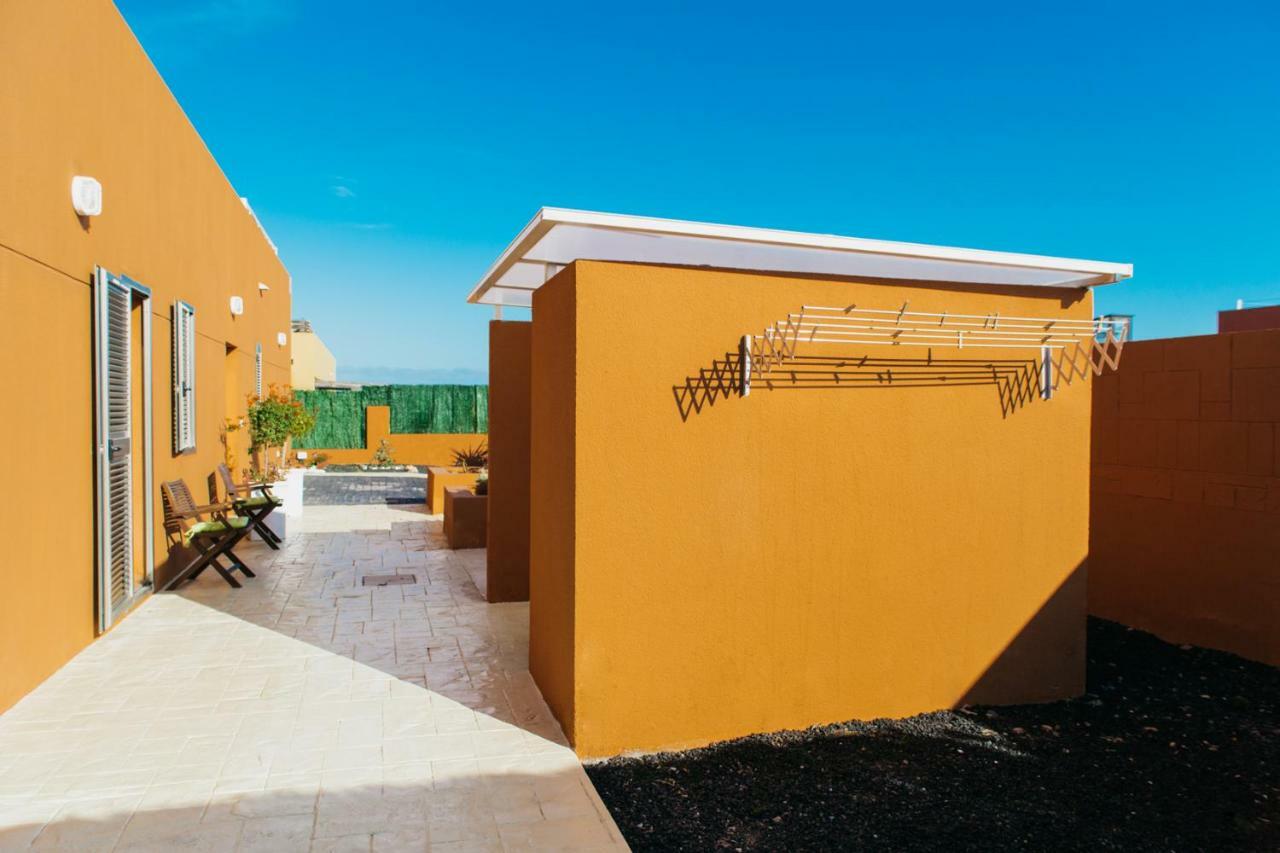 Eco Villa White Suite With Climatized Pool Caleta de Fuste Exterior foto